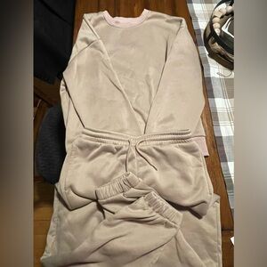 BNWOT Viatabuna Women's 2 Piece Fleece Sweatsuit Outfit sz M